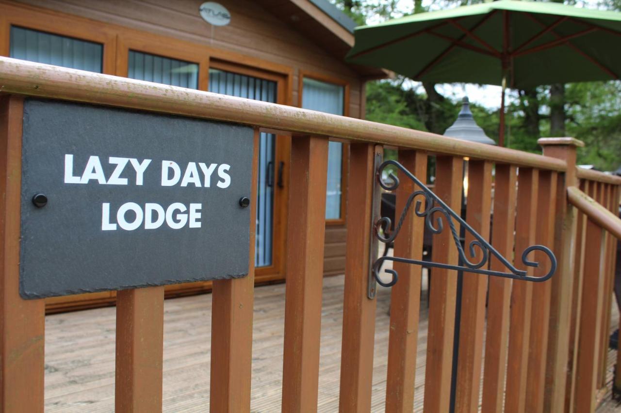 Lazy Days Lodge Glendevon Buitenkant foto