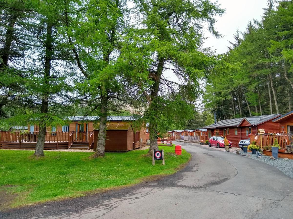 Lazy Days Lodge Glendevon Buitenkant foto